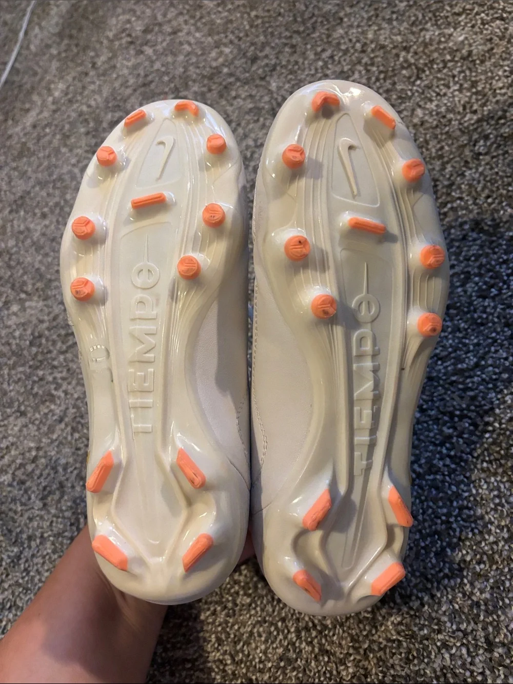 Nike Kids White & Peach Soccer Cleats